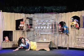 Добрич - „Снежанка и седемте джуджета" - спектакъл