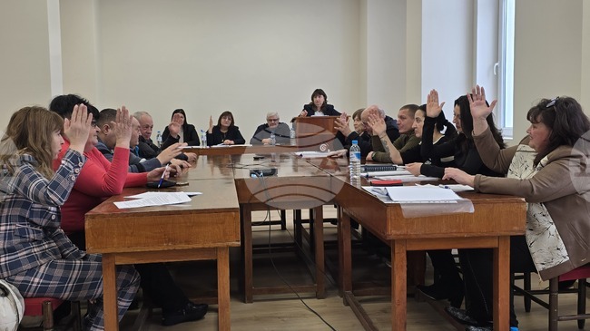 Корекции в приходната и разходната част на бюджета направиха общинските съветници в Мизия 