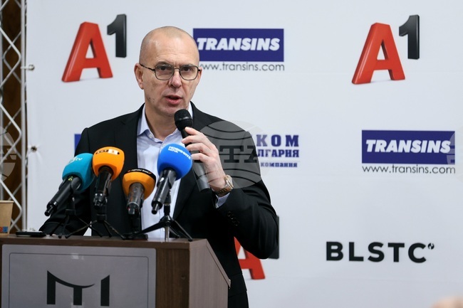 Президентът на Българската федерация по лека атлетика Георги Павлов: "В момента няма никакви проблеми и работим заедно за бъдещето"