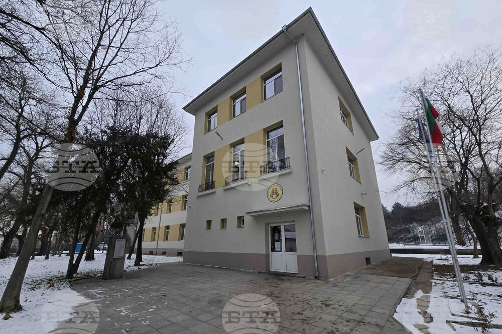 Ловеч - Частно основно училище „Свети Седмочисленици“