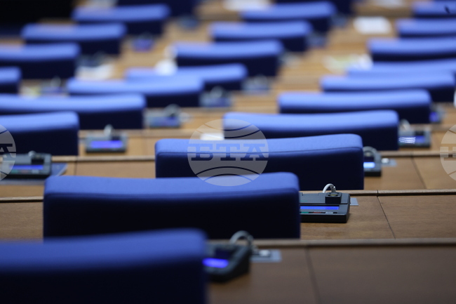 Парламентът ще обсъди на второ четене промени в Закона за кредитните институции