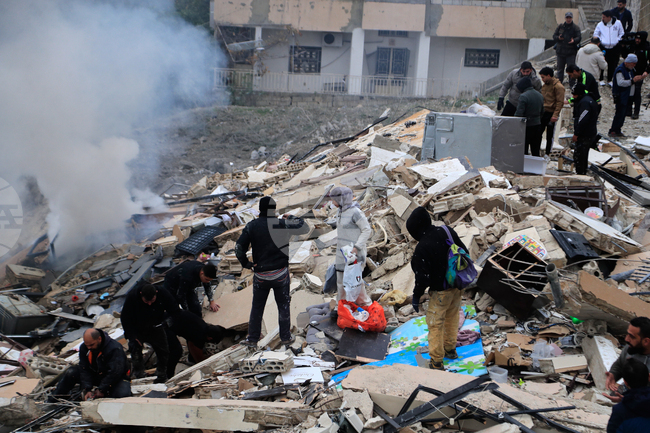 "Хизбула" каза, че израелски удар в Южен Ливан е убил телевизионен водещ