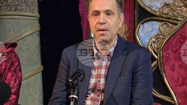 Държавният куклен театър в Добрич планира нови премиери през 2026 година, съобщи заместник-директорът Румен Куртев