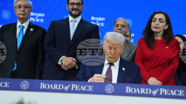 ЕС е обезпокоен от "концентрацията на власт", която Тръмп упражнява в Съвета за мир, се казва в поверителен документ