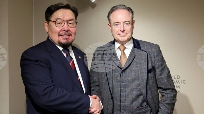 МОНЦАМЕ: Монголският премиер се срещна с белгийския си колега в Давос