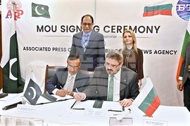 Пакистан - БТА и националната новинарска агенция на Пакистан АПП подписаха договор за обмяна на новини