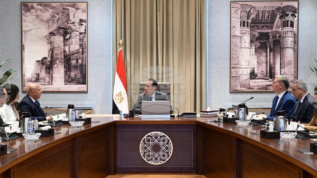 МЕНА: Египетският премиер заяви, че правителството работи за увеличаване на индустриалните и икономическите ползи от минните ресурси