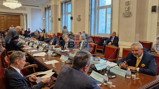 Комисията по здравеопазване гласува на второ четене да не се наказват хора без медицинска професия, оказали първа помощ при инцидент