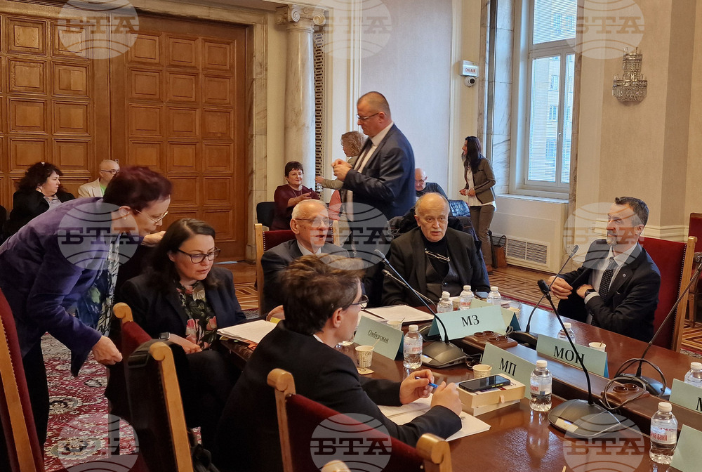 Предложения за промени, свързани с профилактичните прегледи, болничната храна, национални здравни програми прие комисията по здравеопазване