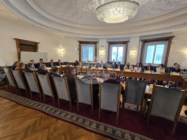 Промени в Закона за гражданското въздухоплаване бяха приети на първо четене от транспортната комисия в Народното събрание