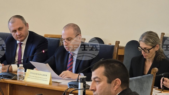 Транспортната комисия прие на първо четене законопроект, предвиждащ по-строги правила и санкции за атракционните услуги, представляващи източник на повишена опасност