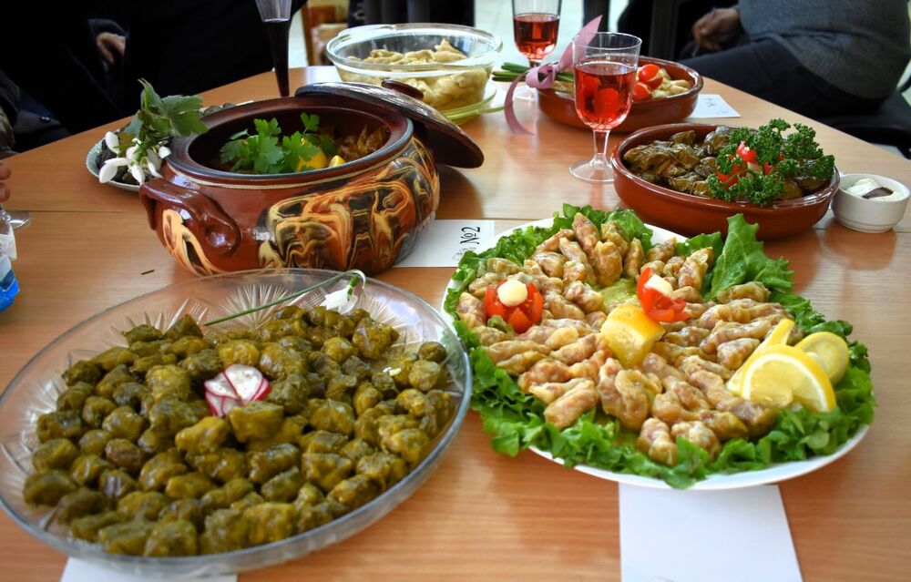 Община Асеновград: Иван Звездев – гост на кулинарния конкурс за станимашки сарми