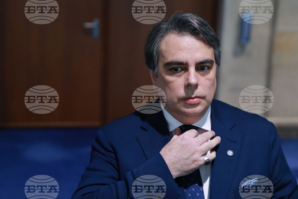 Народно събрание - Асен Василев - пресконференция