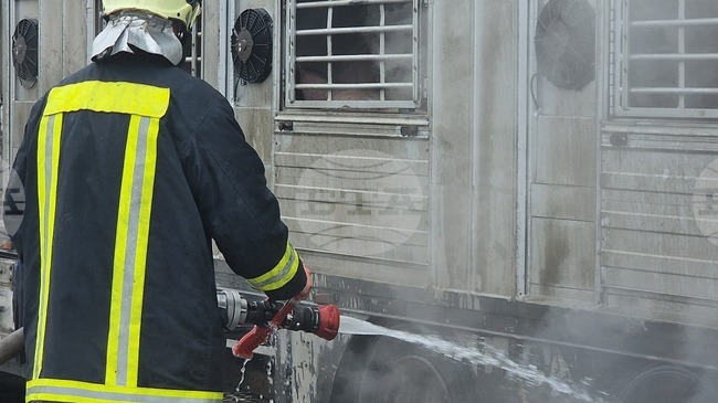 При пожари в страната през изминалото денонощие са пострадали двама души