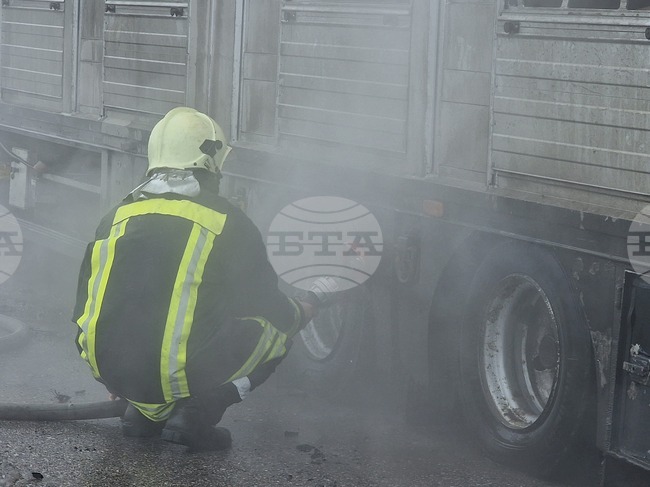 При пожари в страната през изминалото денонощие са пострадали двама души