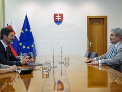 Снимка: Посолство на Република България в Братислава, Словакия 