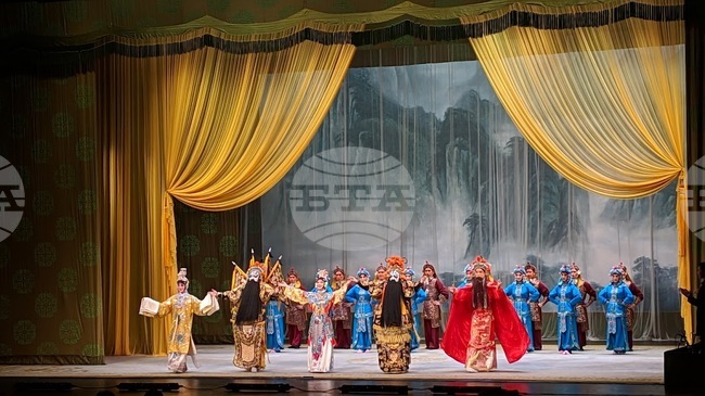 Китайският национален театър за пекинска опера гостува за първи път у нас по повод китайската Нова година