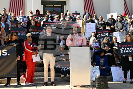 Scores Rally to Block Florida Move to Cut Lifesaving AIDS Treatment for 16,000 Patients (AHF)