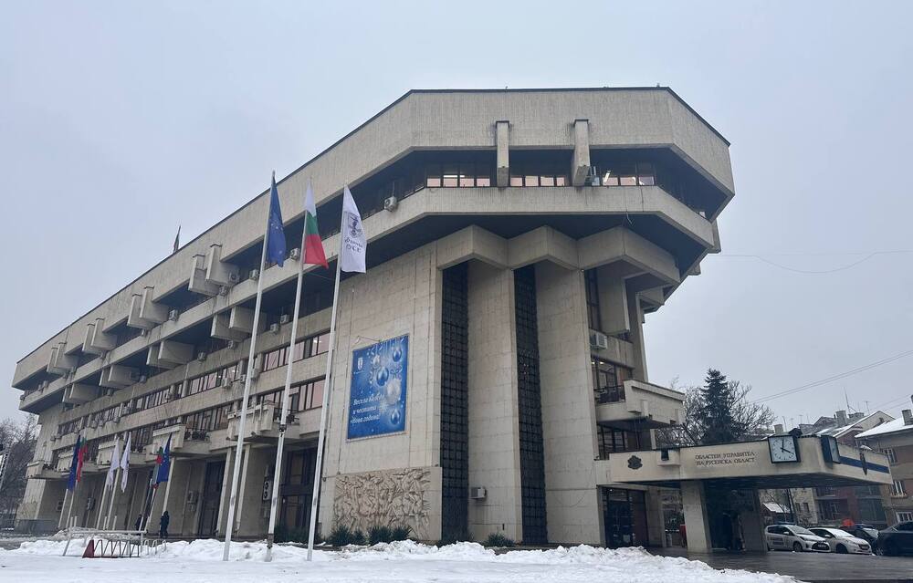 Неучебен ден в община Русе в петък, 23 януари, заради поледици и неблагоприятно време