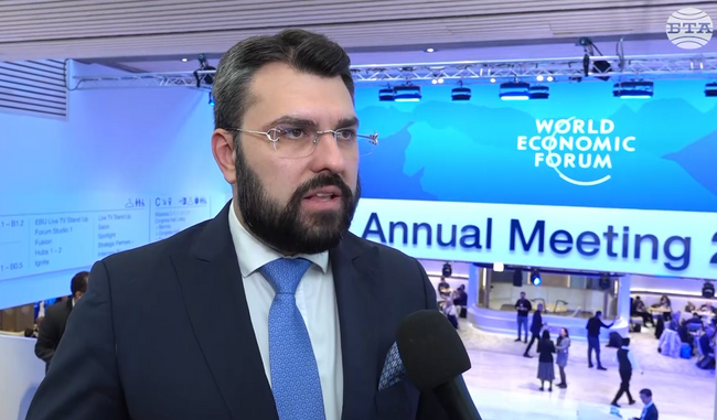 "Мирът и сигурността в региона на Близкия изток винаги са били от стратегически важно значение за България“, посочи външният министър Георг Георгиев в Давос