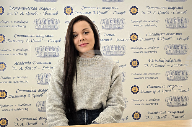 Новият председател на Студентския съвет при Стопанска академия „Димитър А. Ценов“ в Свищов е Михаела Миронова