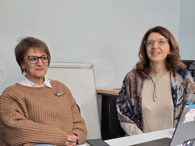 Ловеч - проект „Близки и различни“ - пресконференция