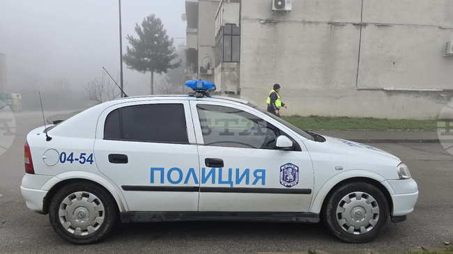 Полицаи задържаха 34-годишен мъж от Свищов за домашно насилие над жена му