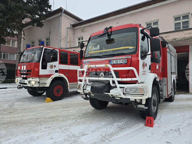 Пожар е горял в апартамент в Свищов вследствие на самозапалил се комин