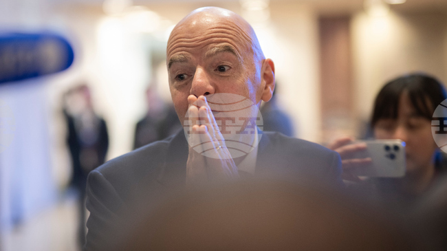 Джани Инфантино: "ФИФА трябва да обмисли отмяна на санкциите срещу руските отбори"