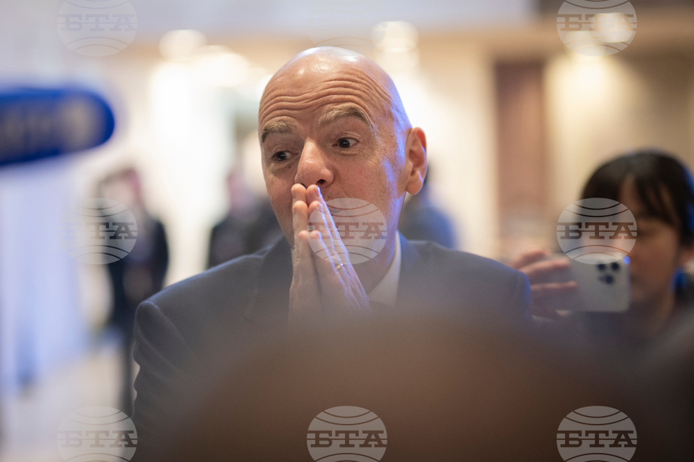 Джани Инфантино: "ФИФА трябва да обмисли отмяна на санкциите срещу руските отбори"