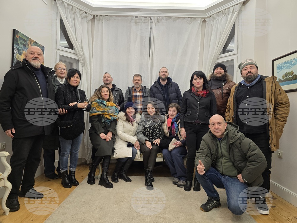 Пловдив - Творческо обединение на преподавателите в НХГ „Цанко Лавренов“ - изложба - откриване