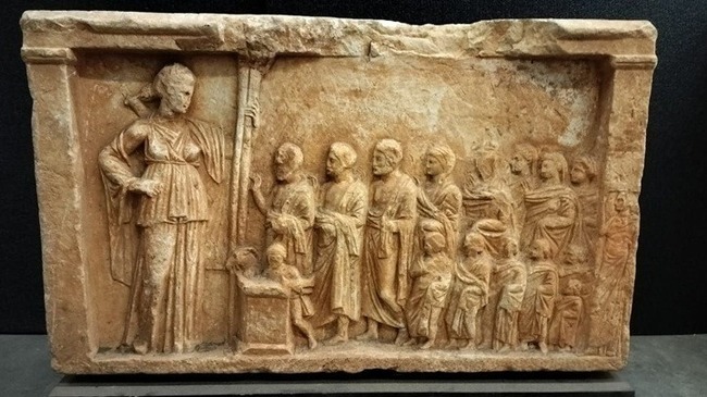 АНА-МПА: Антики от колекцията на компанията „Робин Саймс“ във Великобритания бяха върнати в Гърция