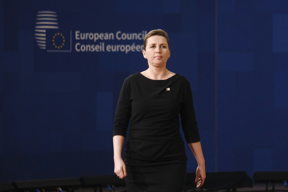 Дания очаква да преговаря със САЩ за сътрудничество в Арктика, но с уважение и без заплахи, каза Мете Фредериксен