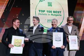 ТОП 100 на най-добрите хотели в България за 2025 - награждаване
