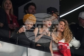 Blake Lively Taylor Swift Texts