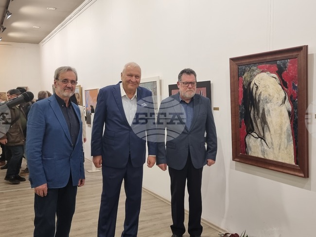 В Плевен е представена изложба с избрани творби от колекцията на бизнесмена Васил Антонов