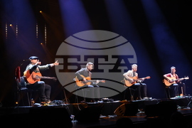 Квартет 40 FINGERS - концерт