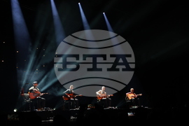 Квартет 40 FINGERS - концерт