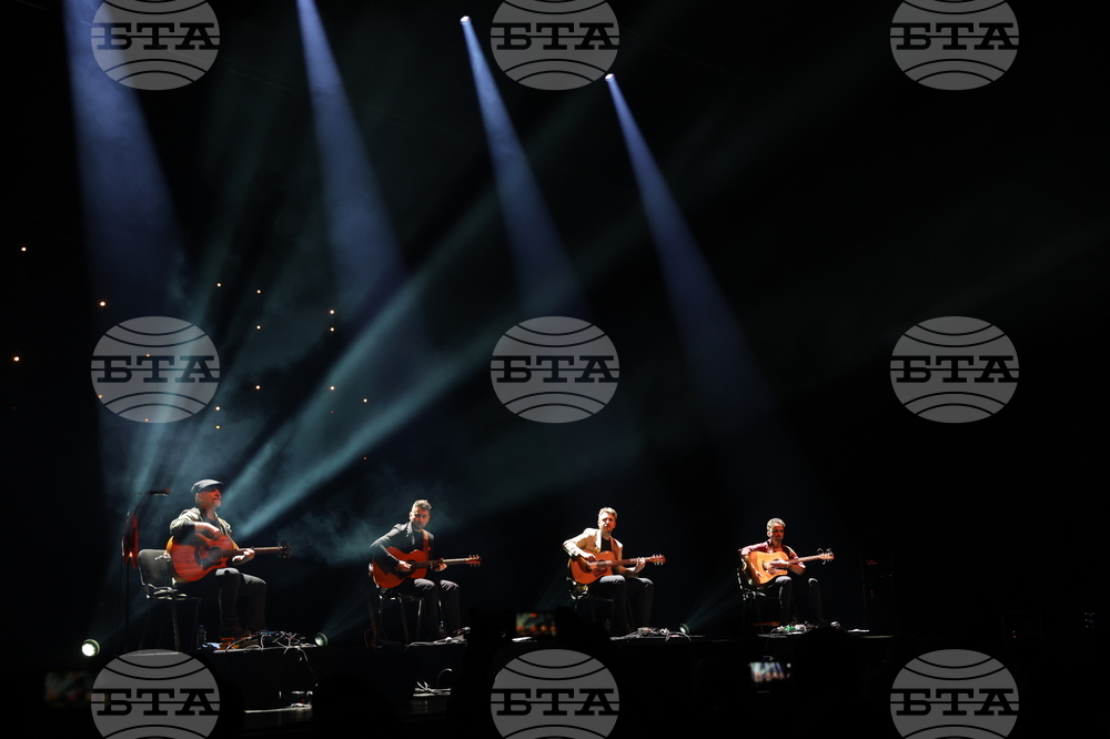 Квартет 40 FINGERS - концерт