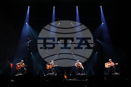 Квартет 40 FINGERS - концерт