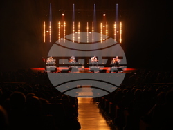 Квартет 40 FINGERS - концерт