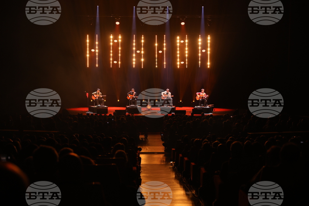 Квартет 40 FINGERS - концерт