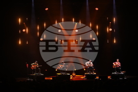 Квартет 40 FINGERS - концерт