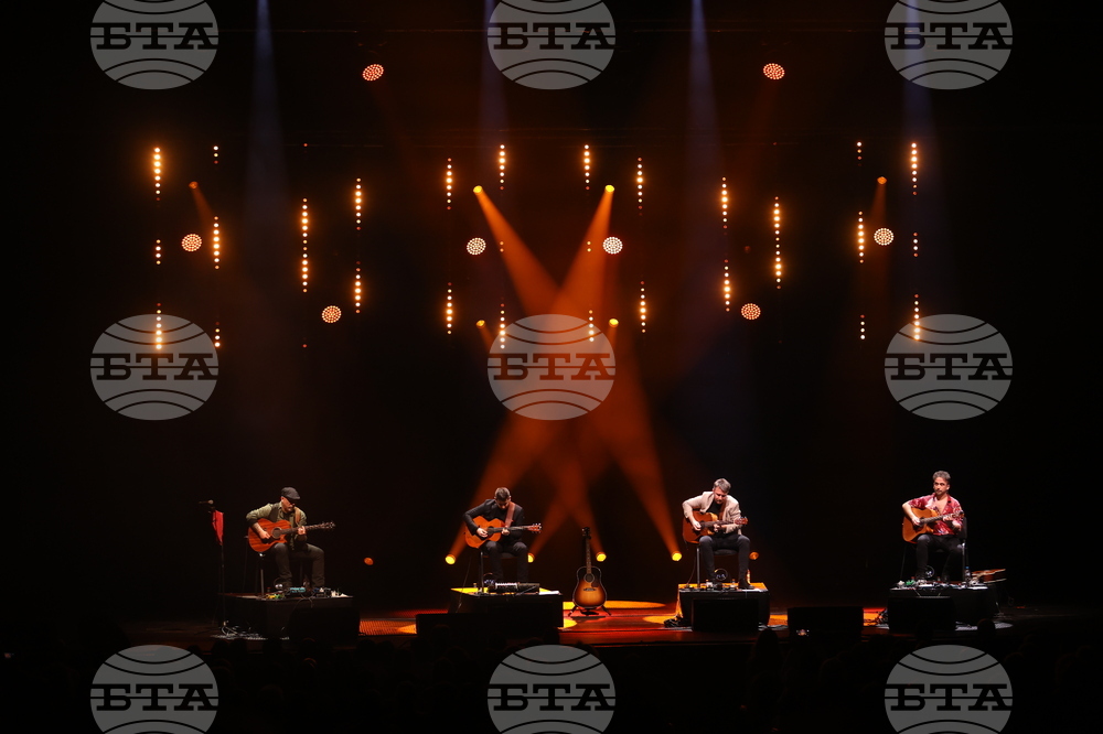 Квартет 40 FINGERS - концерт