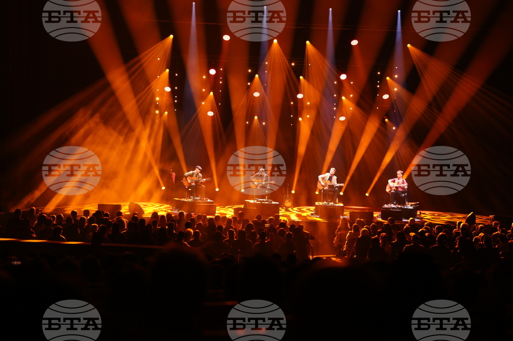 Квартет 40 FINGERS - концерт