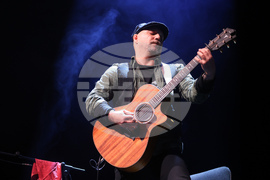 Квартет 40 FINGERS - концерт