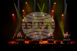 Квартет 40 FINGERS - концерт