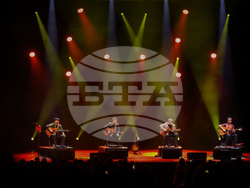 Квартет 40 FINGERS - концерт