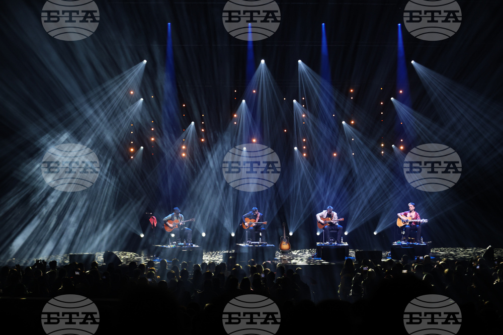 Квартет 40 FINGERS - концерт