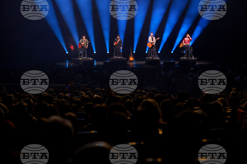 Квартет 40 FINGERS - концерт